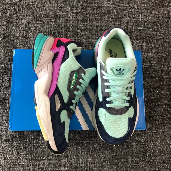 COPY - Adidas falcon sneakers - Picture 3 of 5